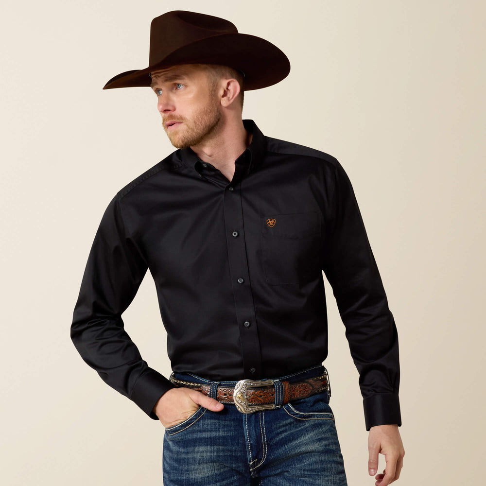 Men Solid Twill Classic Fit Shirt | Ariat Online