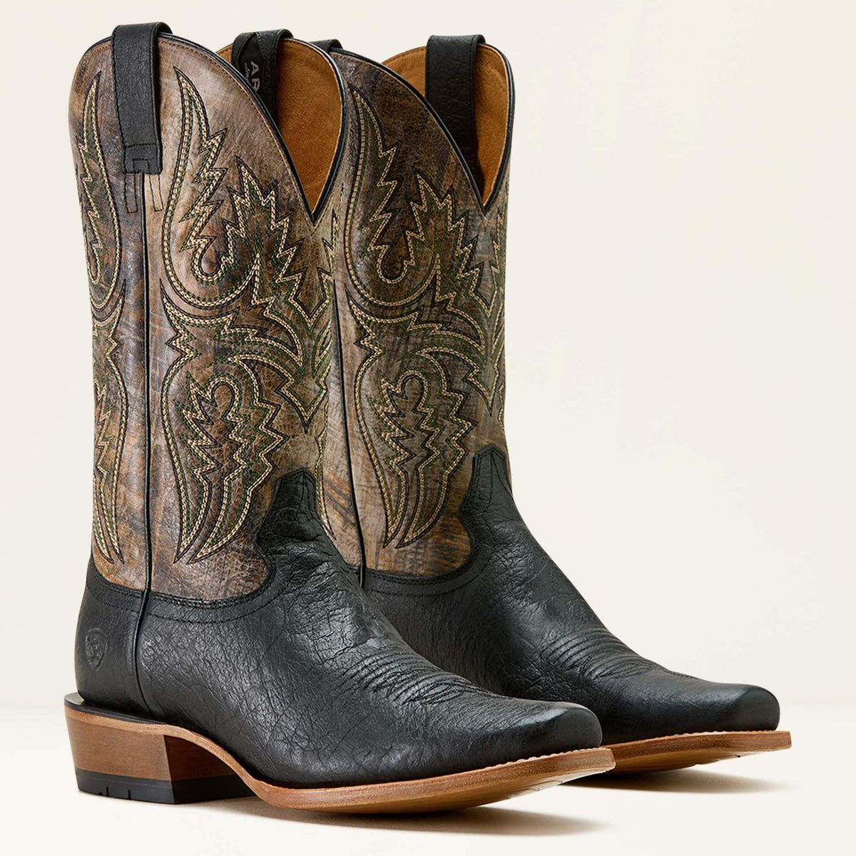 Men Futurity Platinum Narrow Cutter Toe Cowboy Boot | Ariat for sale