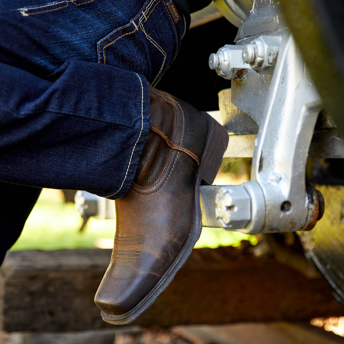 Men Rambler Western Boot | Ariat