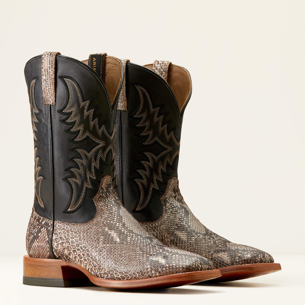 Men Dry Gulch Cowboy Boot | Ariat