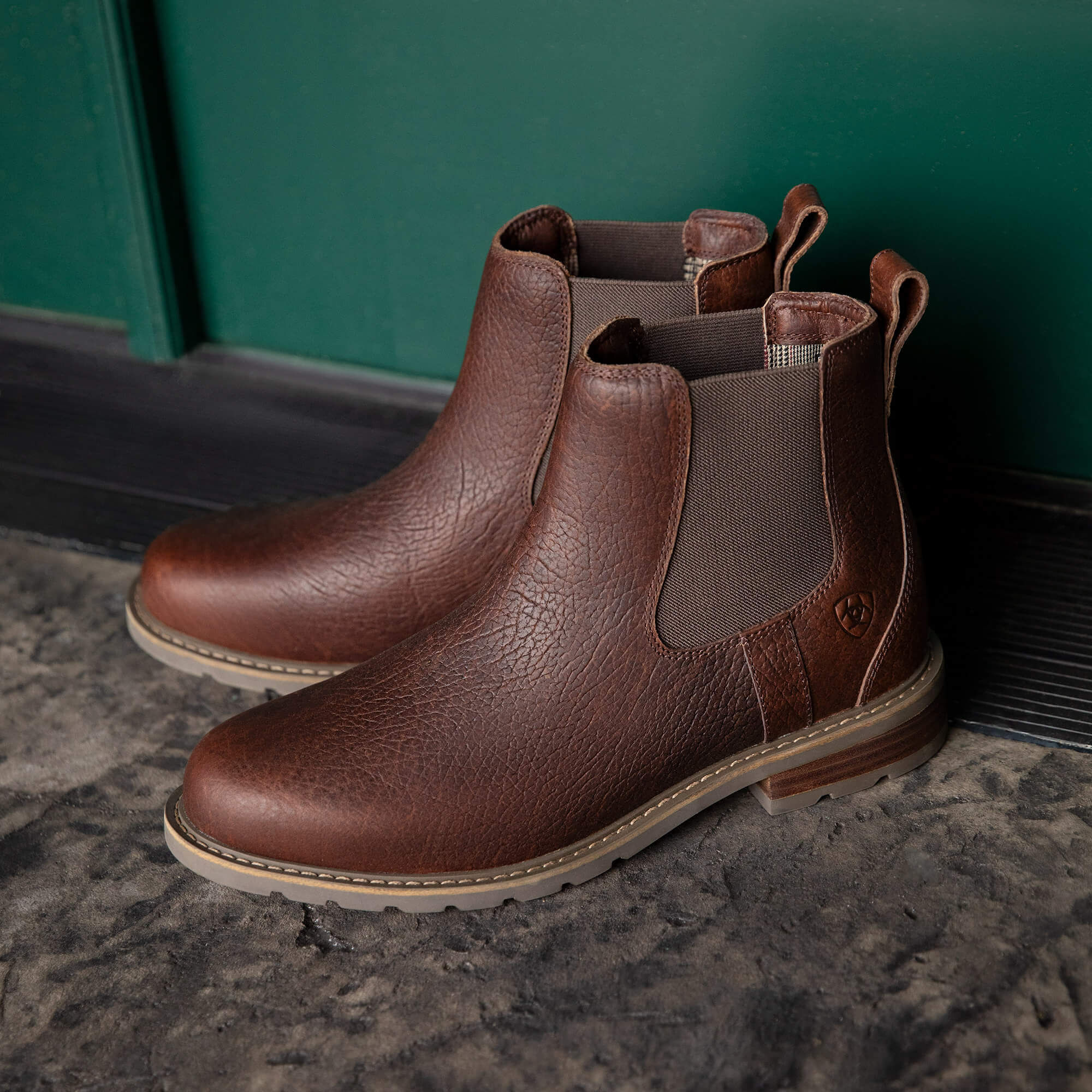 Men Wexford Bison Chelsea Boot | Ariat Outlet
