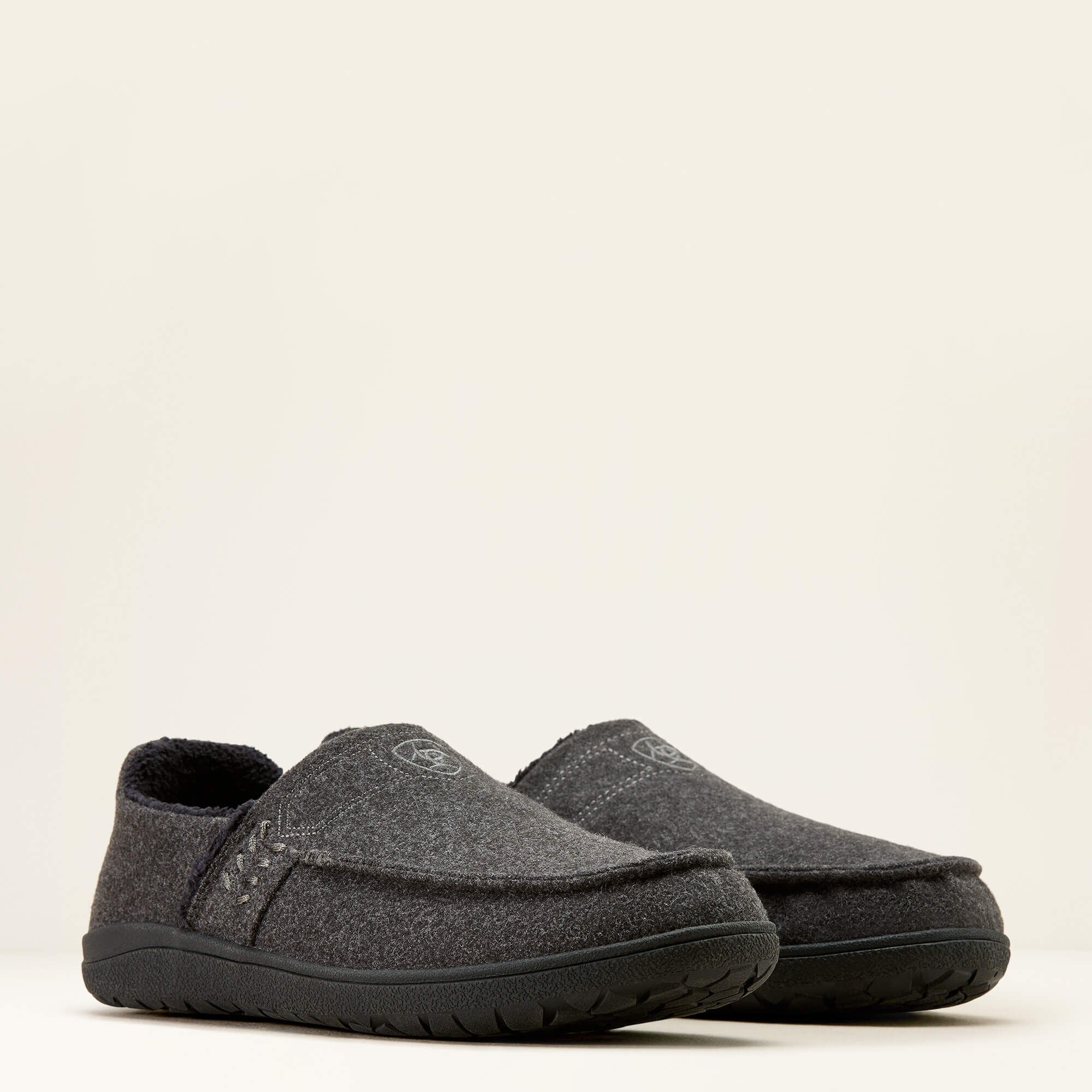 Men Restful Comfort Slipper | Ariat near me