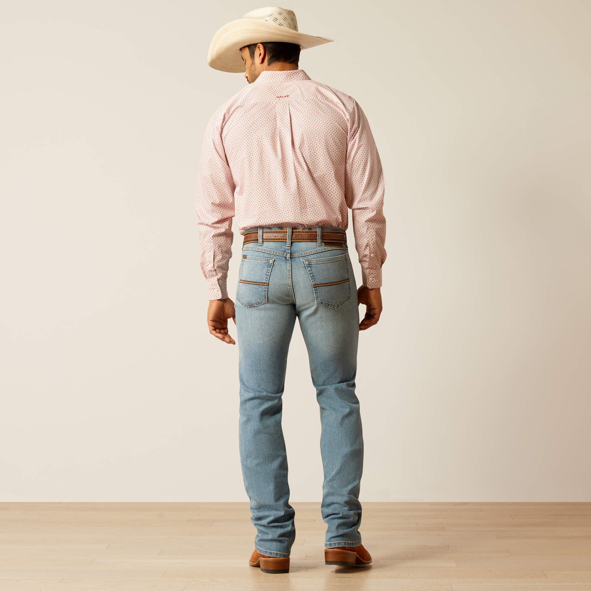 Men|Trends M7 Slim Stretch Pro Series Ray Straight Leg Jean | Ariat Online