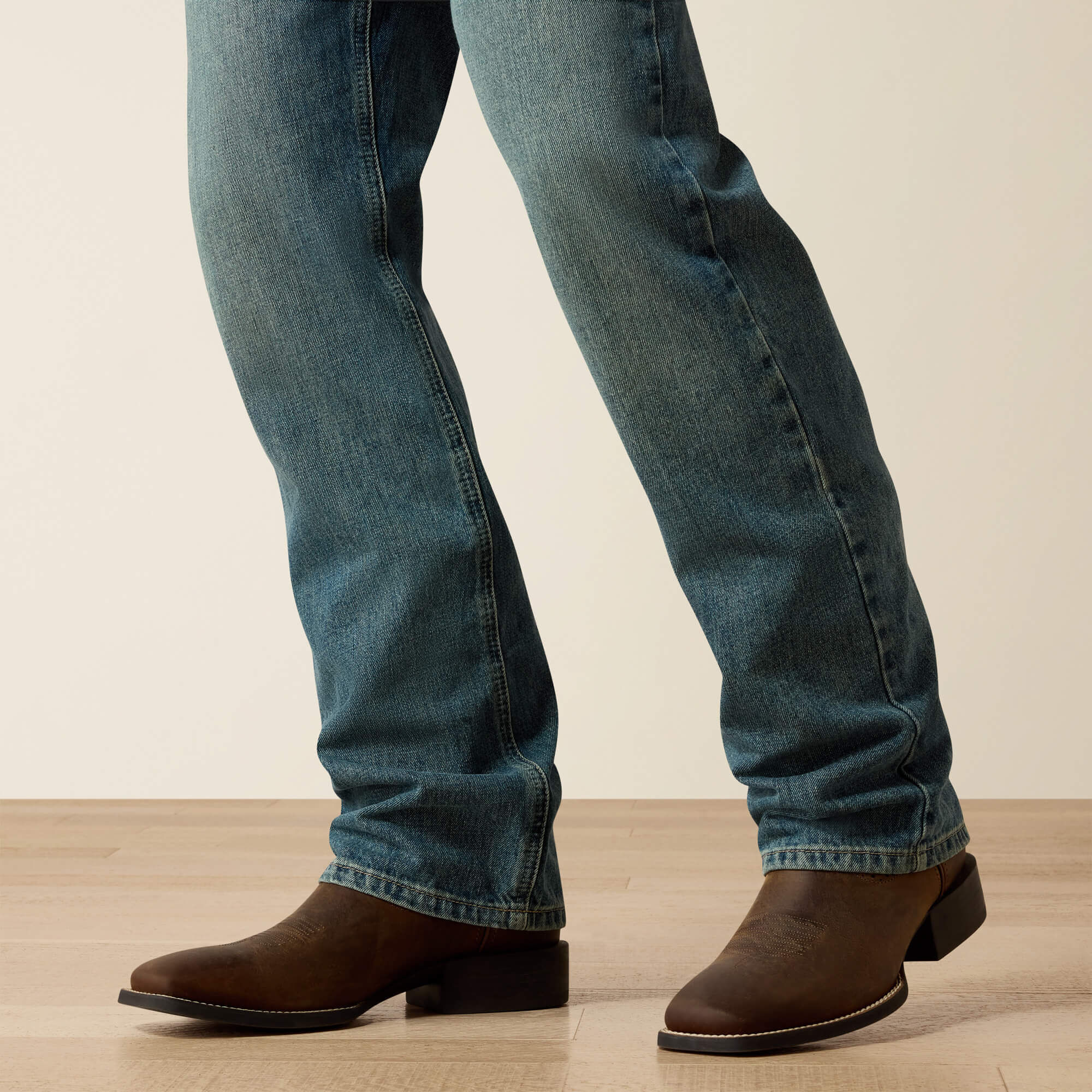 Men|Trends M2 Relaxed Legacy Boot Cut Jean | Ariat Online