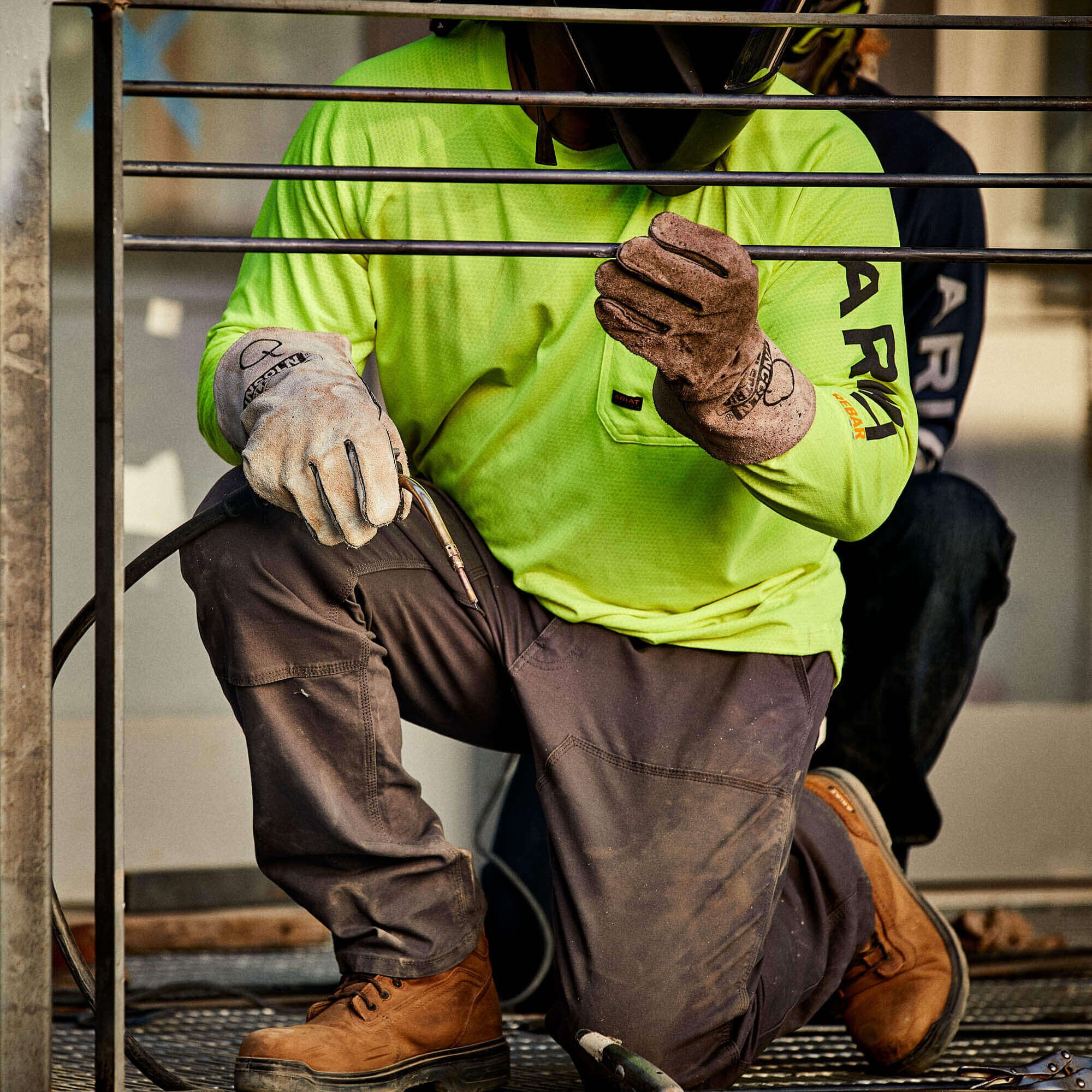 Men Rebar Heat Fighter T-Shirt | Ariat Online