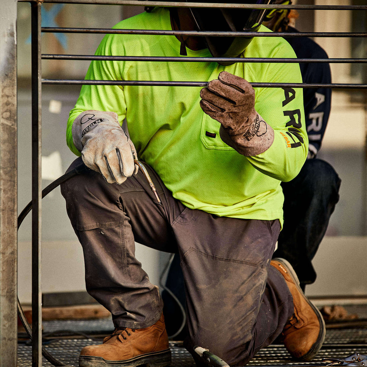 Men Rebar Heat Fighter T-Shirt | Ariat Online