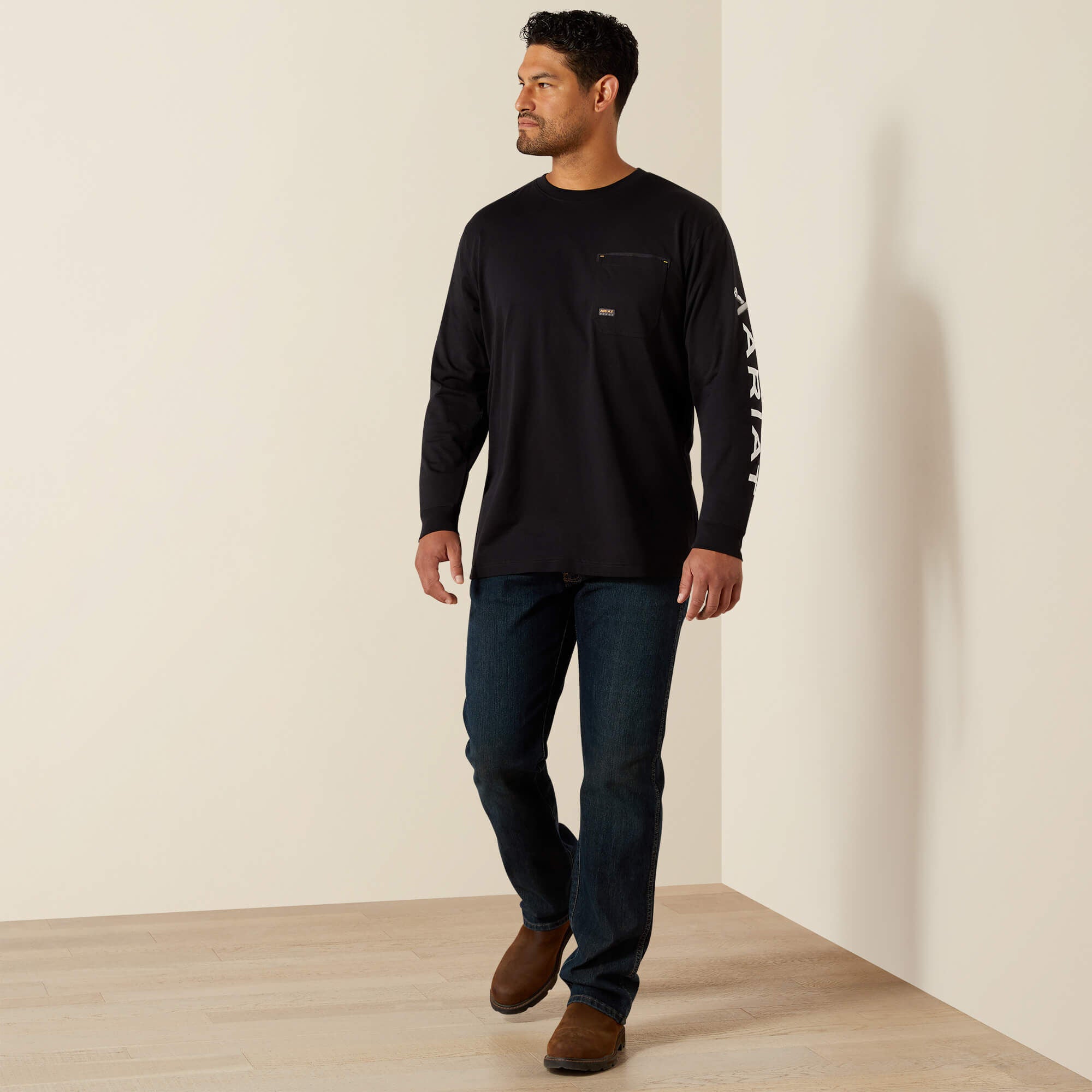 Men Rebar Workman Bolt Skull T-Shirt | Ariat