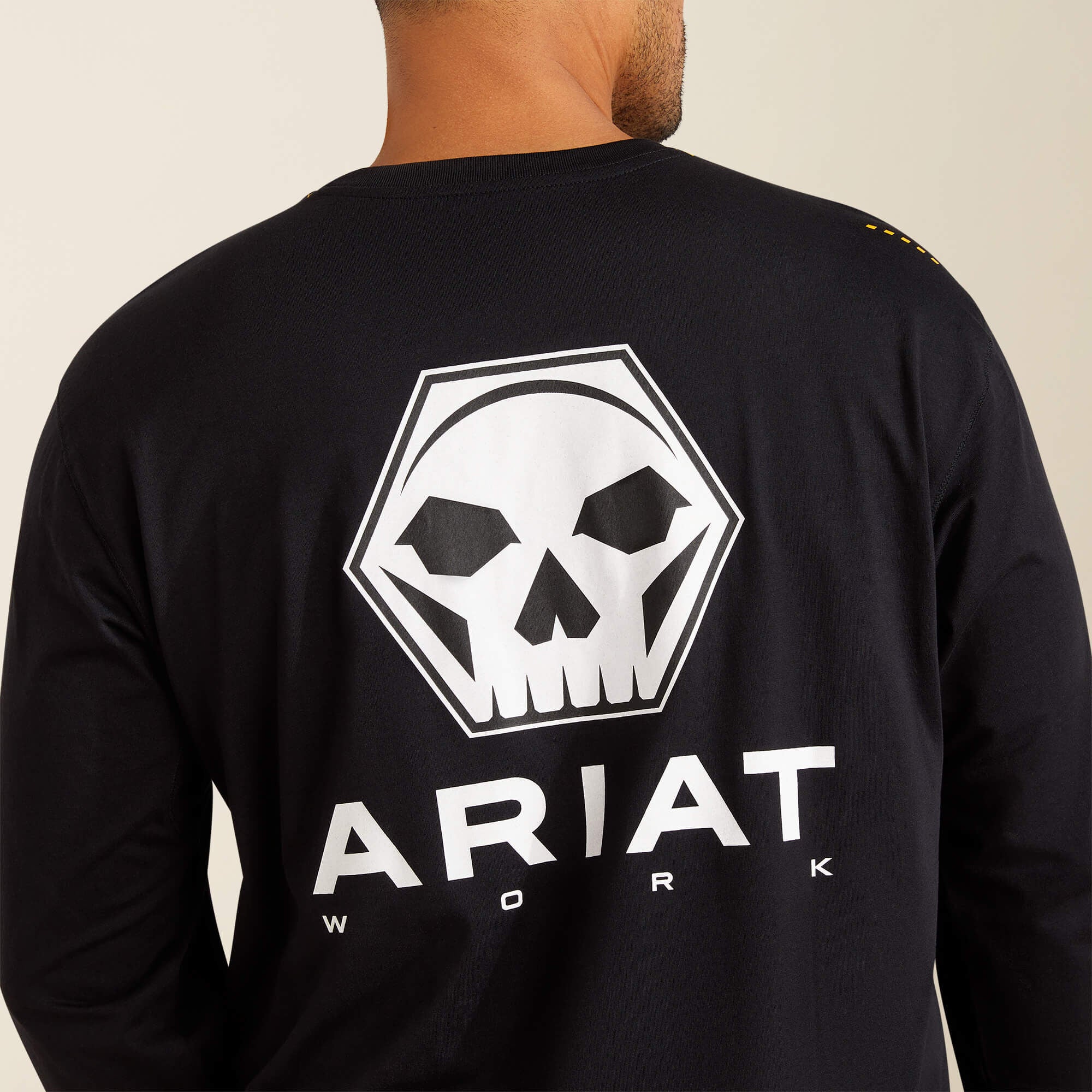 Men Rebar Workman Bolt Skull T-Shirt | Ariat