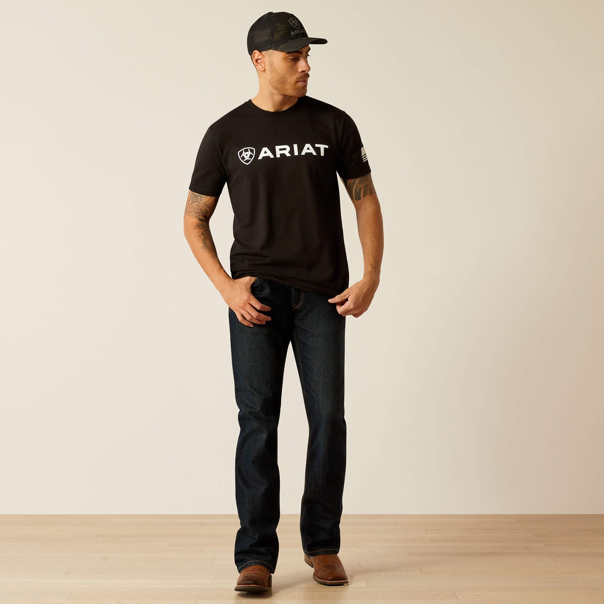 Men Ariat Shield Flag T-Shirt | Ariat Outlet