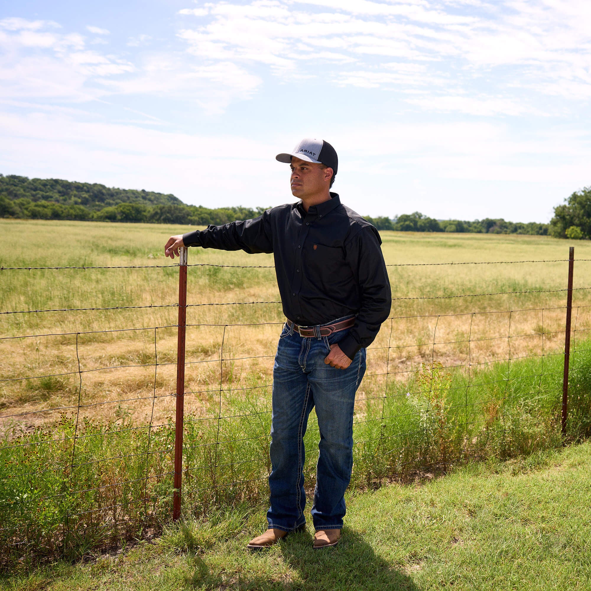 Men Solid Twill Classic Fit Shirt | Ariat Online
