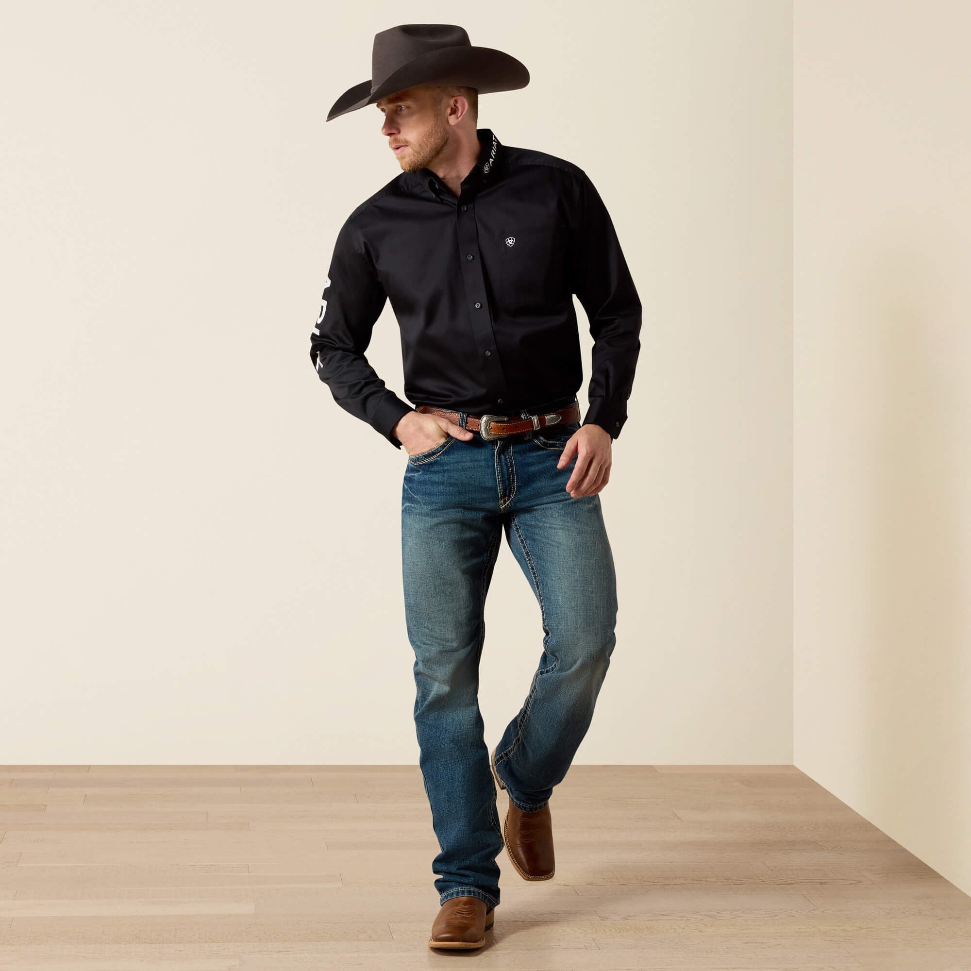 Men Team Logo Twill Classic Fit Shirt | Ariat on sale