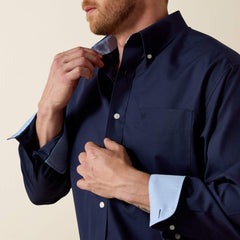 Men Wrinkle Free Solid Classic Fit Shirt | Ariat near me