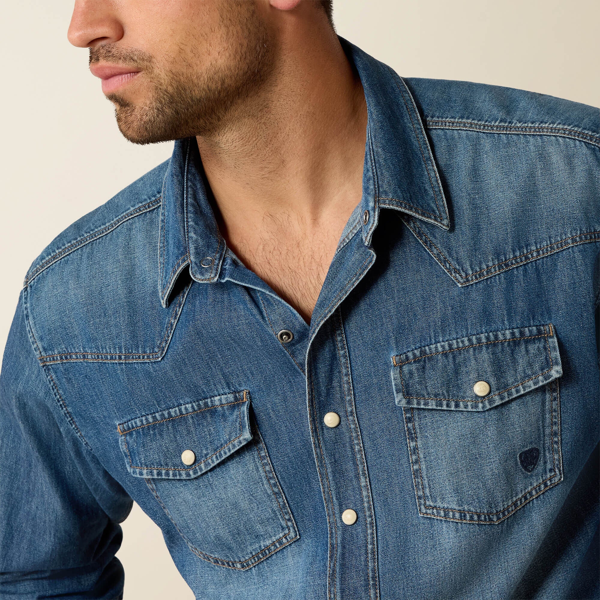 Men|Trends Denim Retro Fit Shirt | Ariat Online