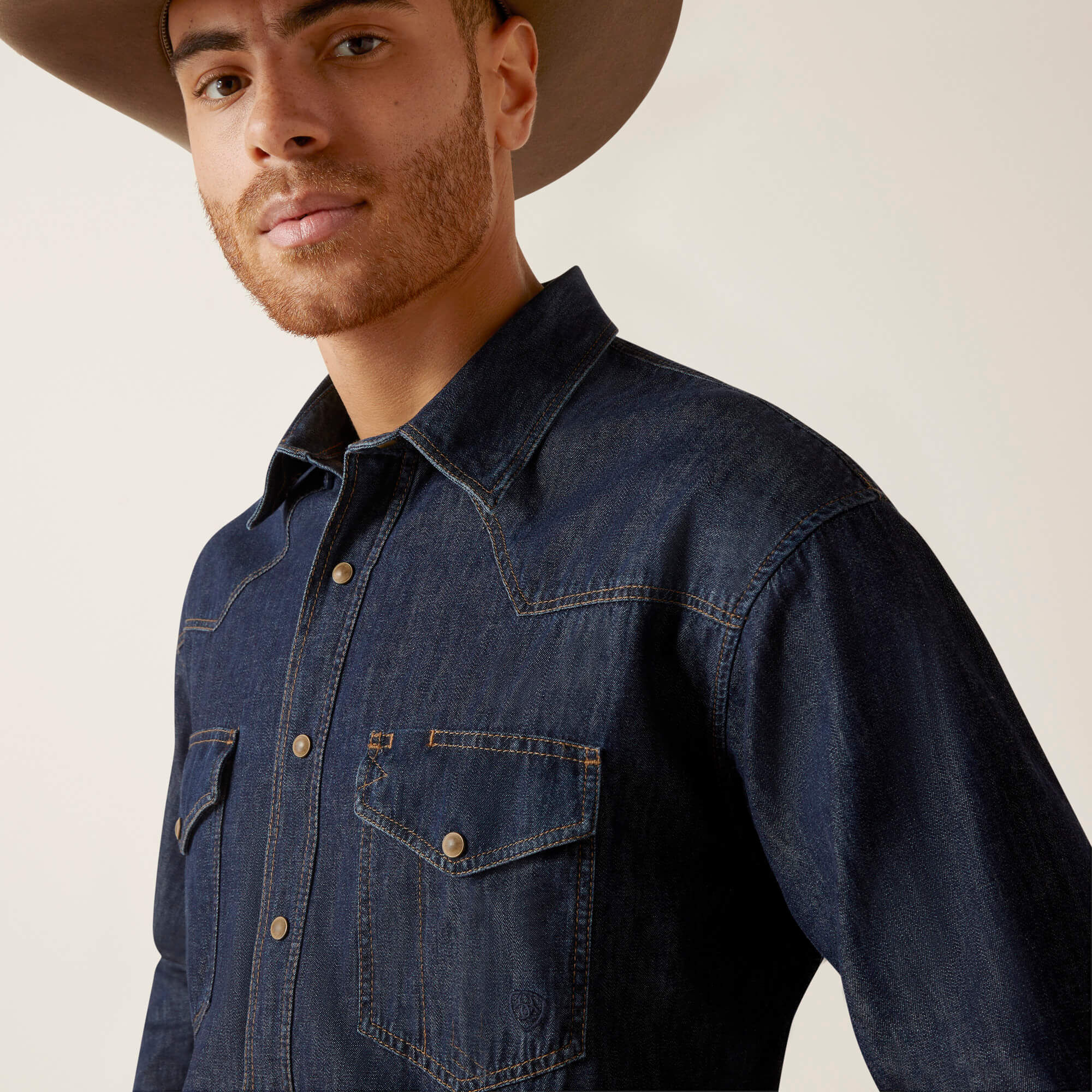 Men|Trends Classic Denim Shirt | Ariat Outlet
