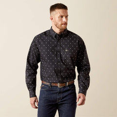 Men Taylor Classic Fit Shirt | Ariat Online