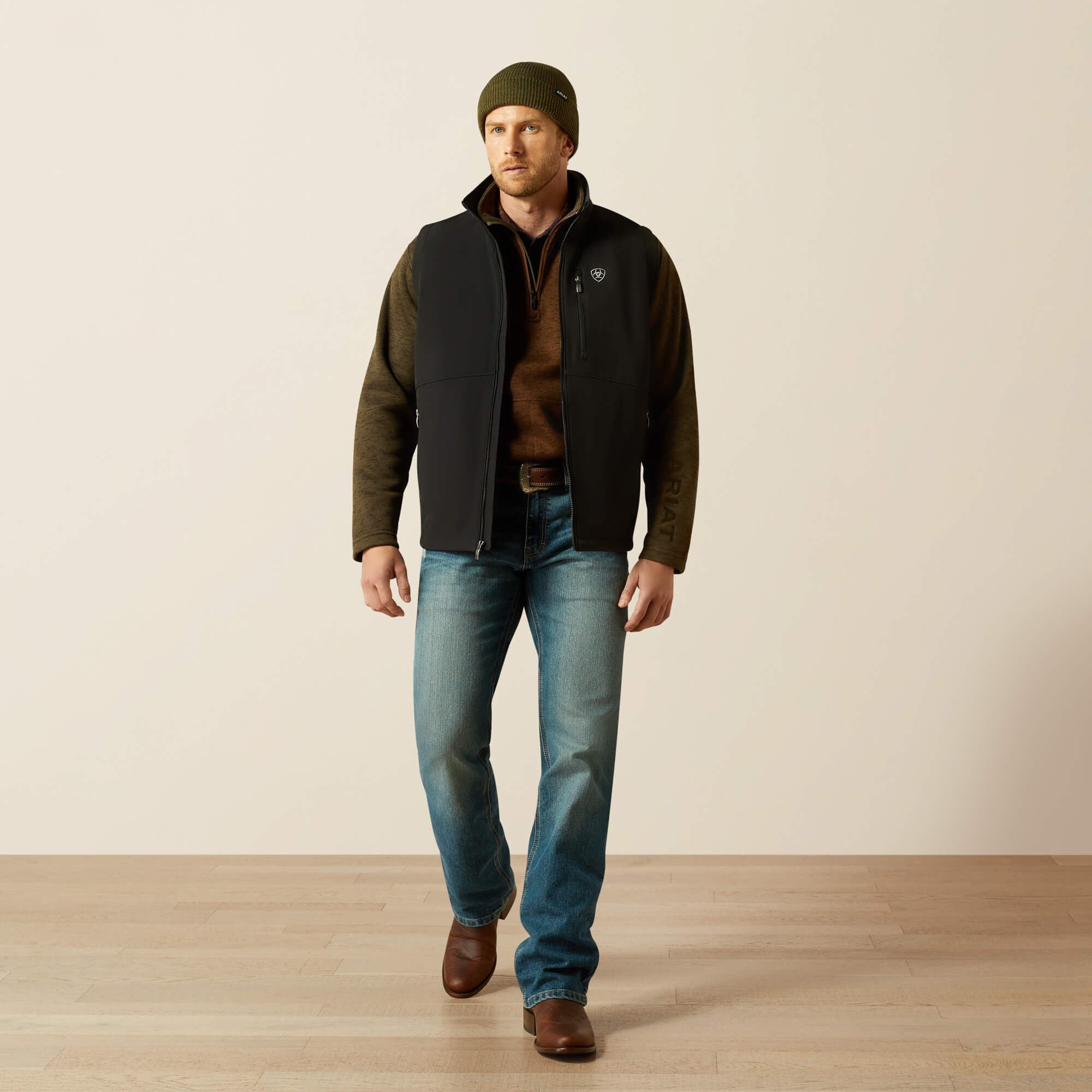 Men Logo Softshell Vest | Ariat