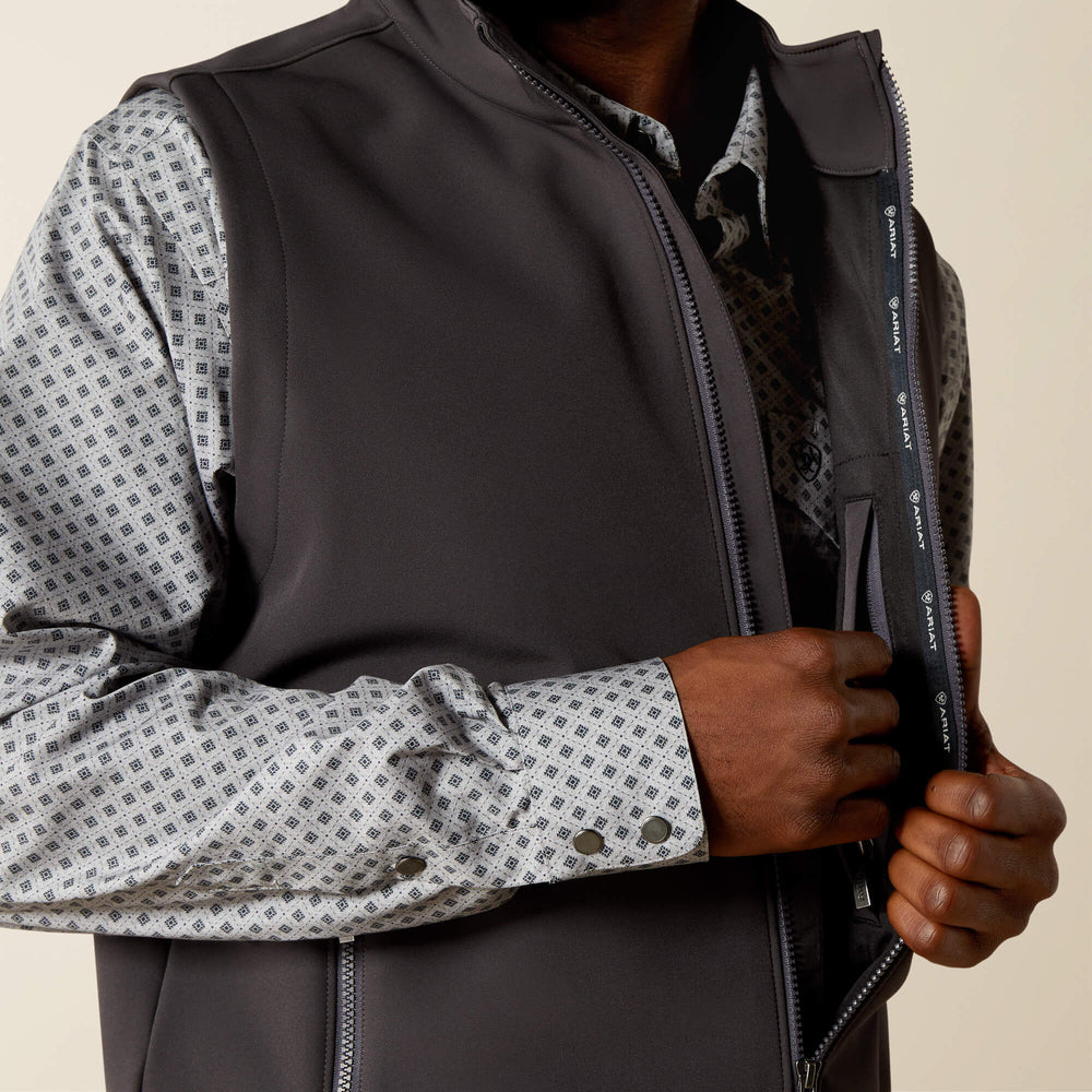Men Logo Softshell Vest | Ariat on sale