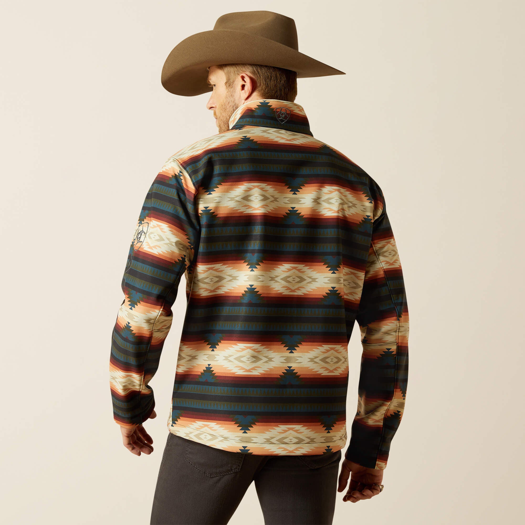 Men Logo Softshell Jacket | Ariat
