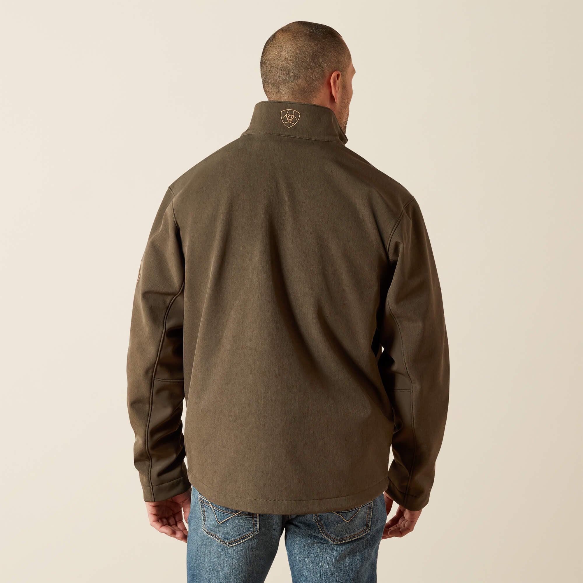 Men Logo Softshell Jacket | Ariat near me