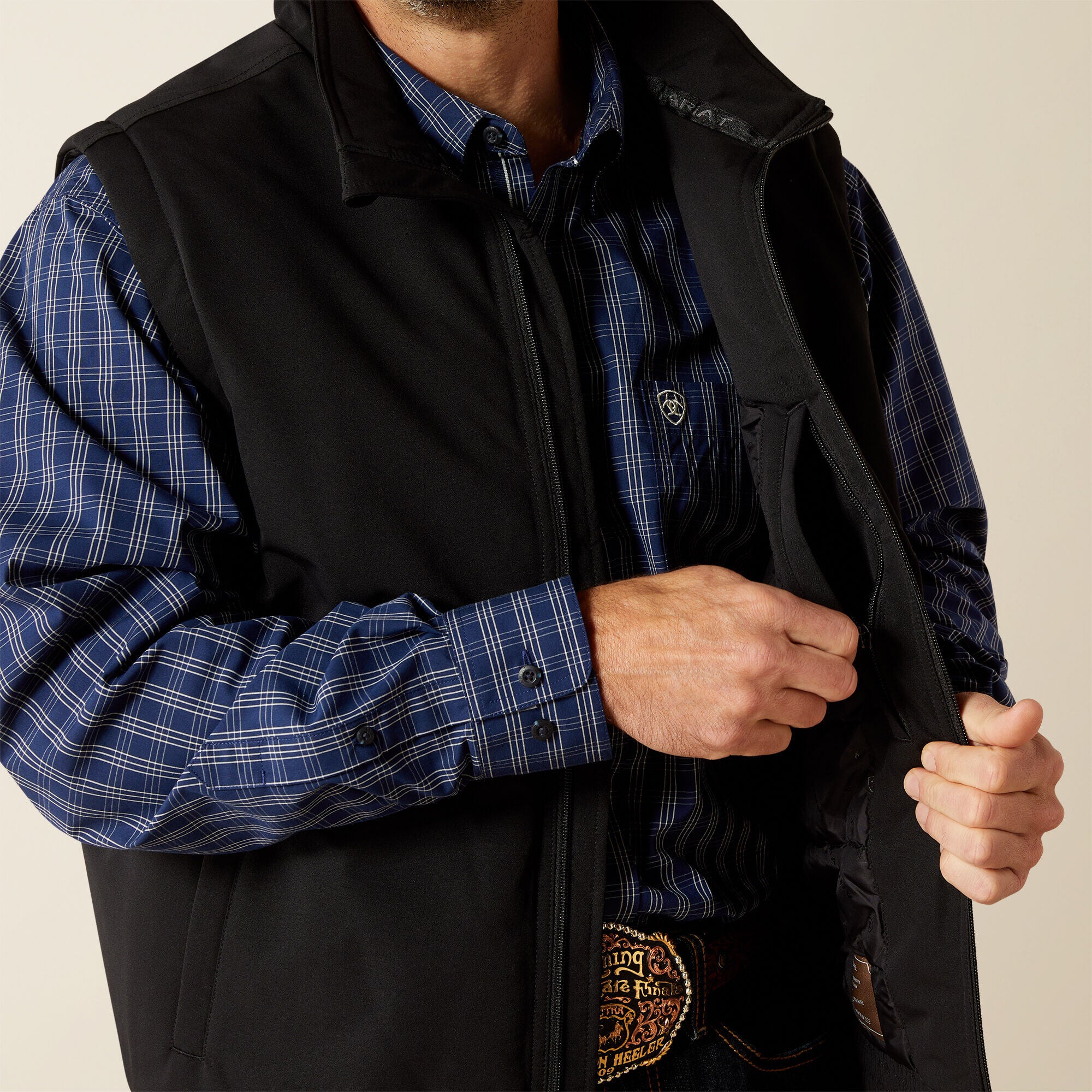 Men Field Insulated Vest | Ariat Online