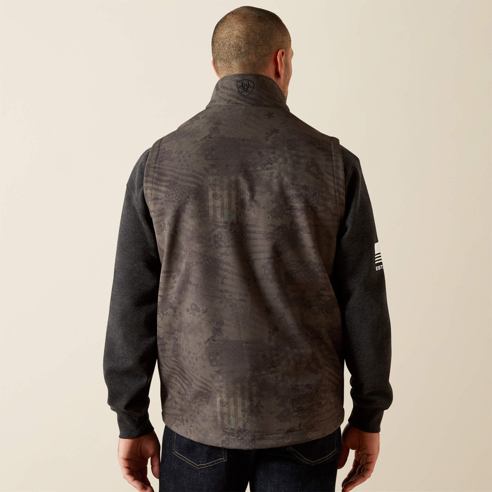 Men Patriot Flag Softshell Vest | Ariat Online