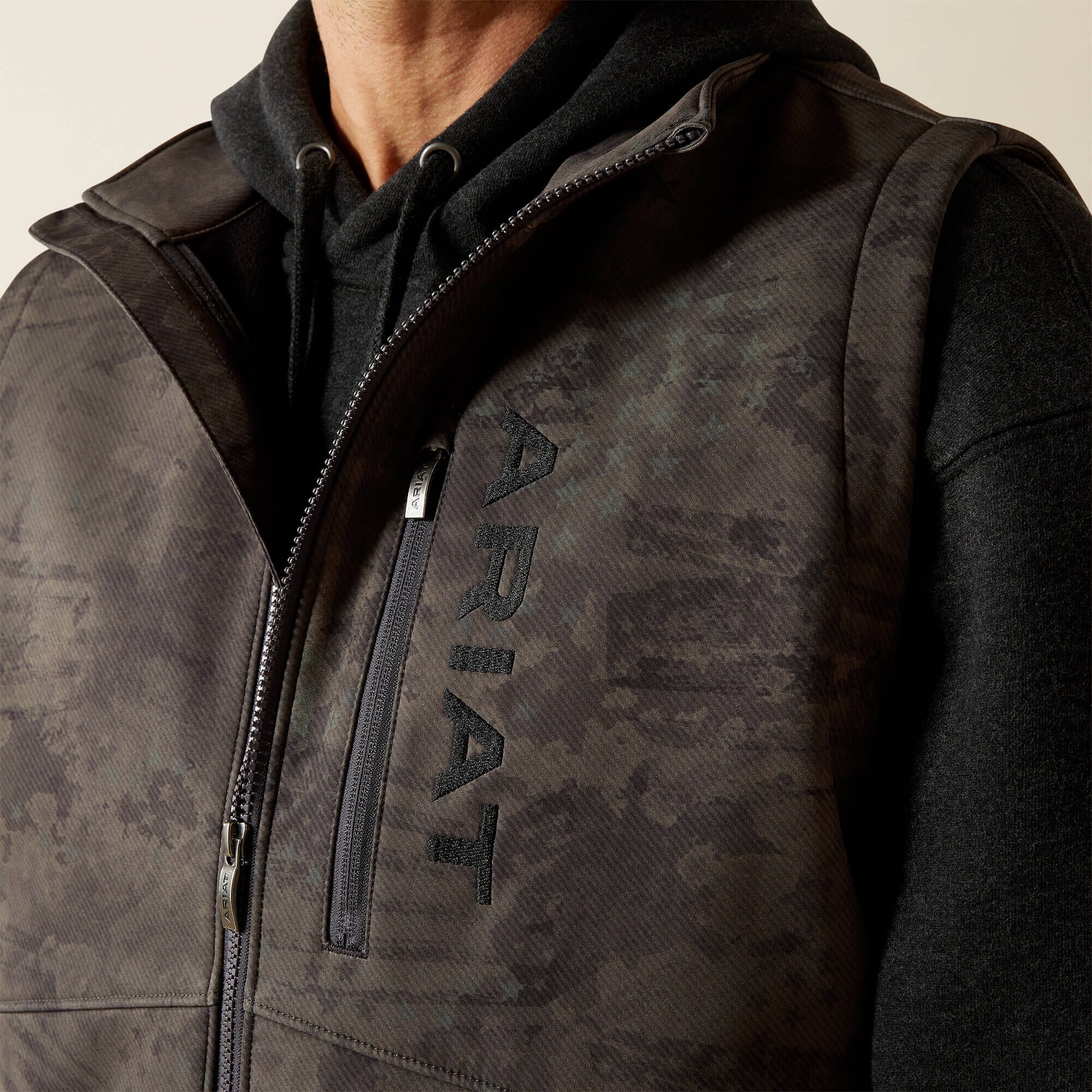 Men Patriot Flag Softshell Vest | Ariat Online