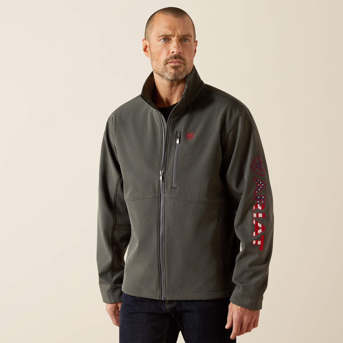 Men Logo Softshell Jacket | Ariat Outlet