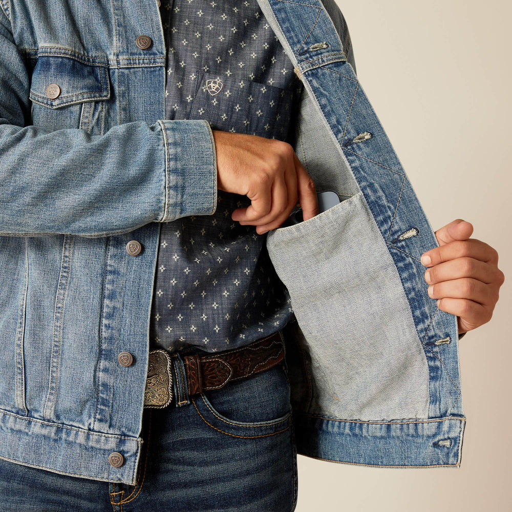 Men|Trends Denim Trucker Jacket | Ariat Outlet