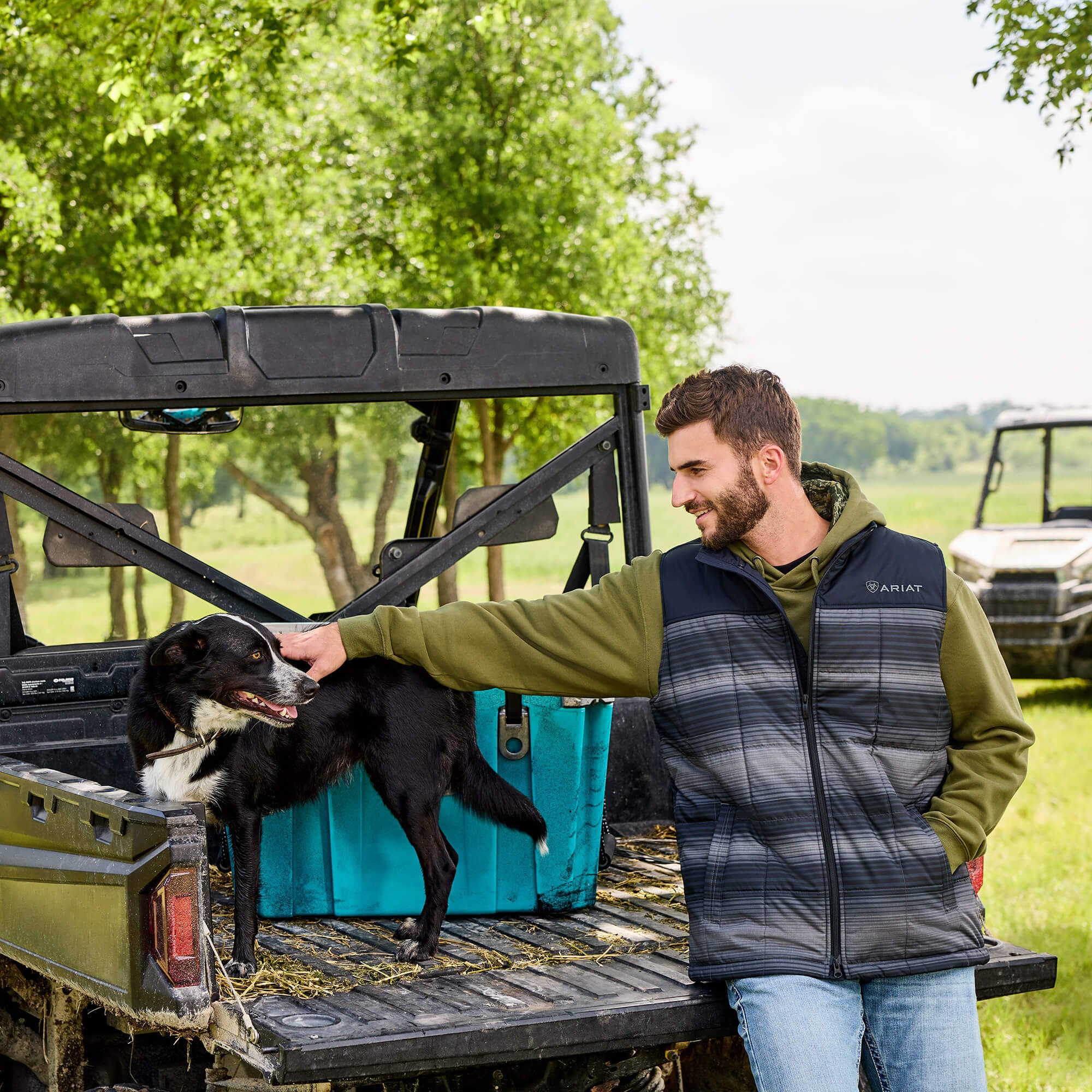 Men Crius Insulated Vest | Ariat for sale