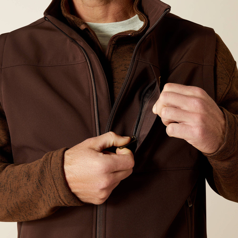 Men Vernon Softshell Vest | Ariat near me