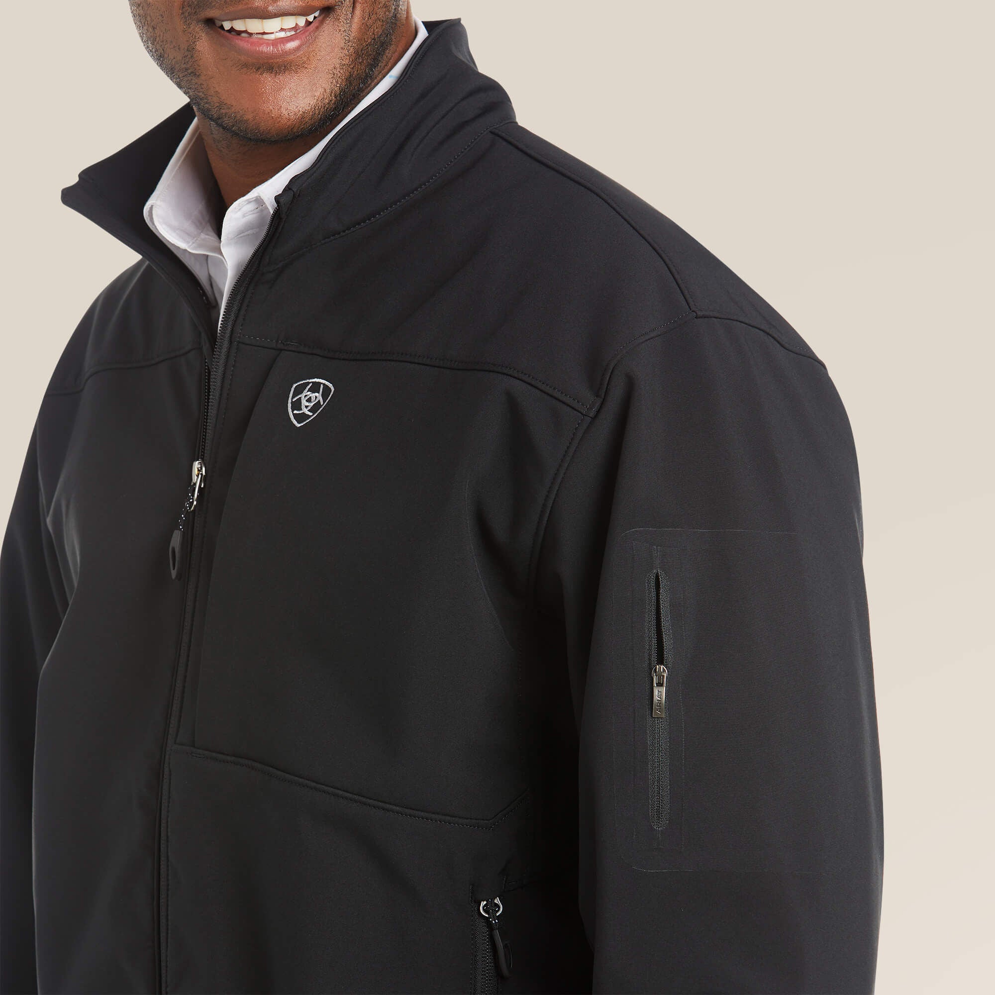 Men Vernon 2.0 Softshell Jacket | Ariat near me
