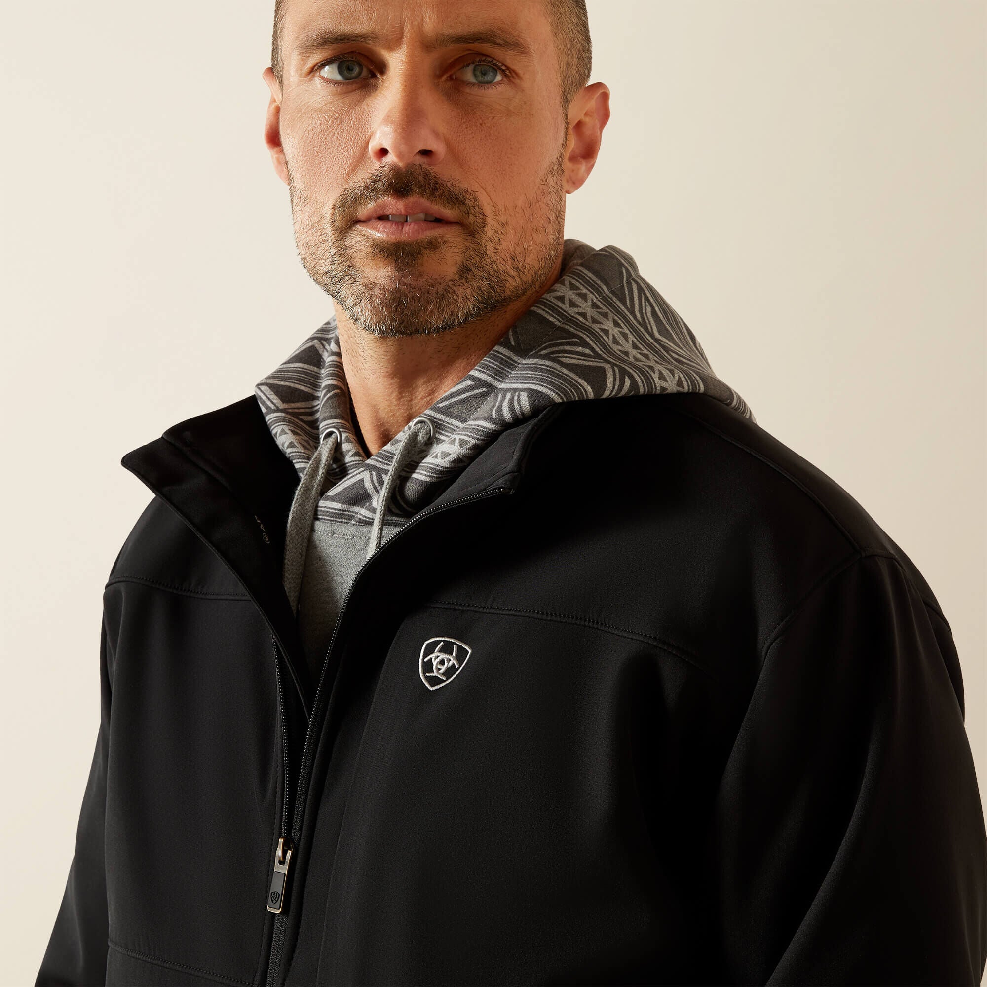 Men Vernon Softshell Jacket | Ariat Discount