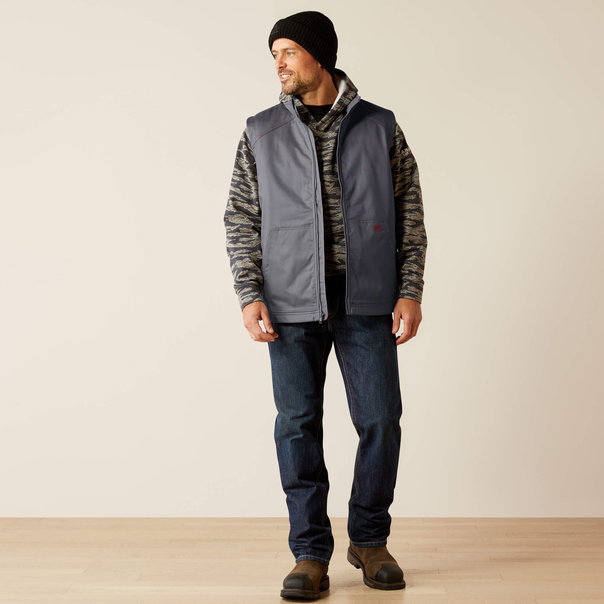 Men FR Basic Insulated Vest | Ariat near me