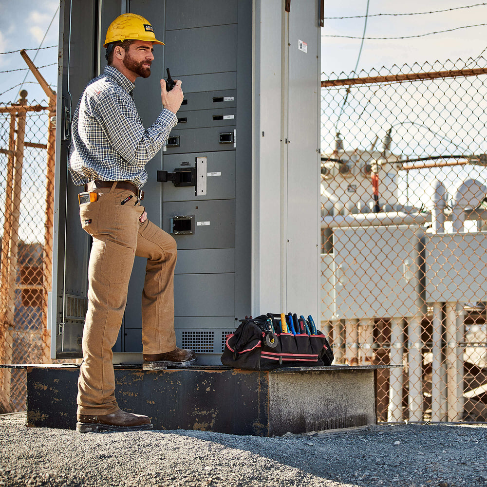 Men FR M4 Relaxed Crossfire Straight Pant | Ariat Online