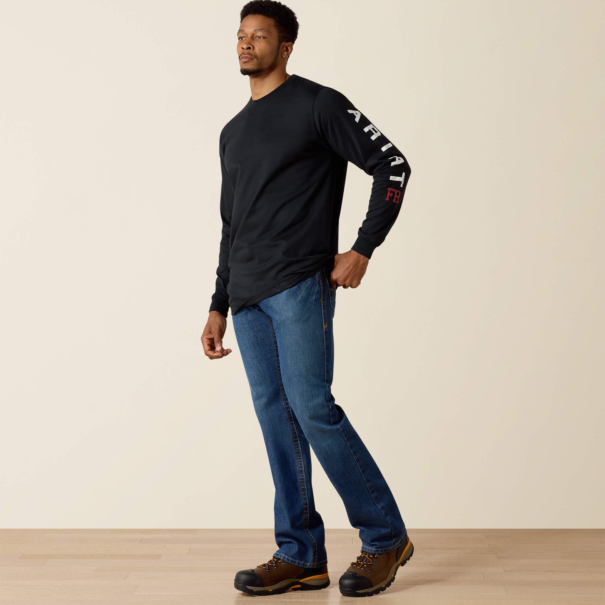 Men FR Roughneck Skull Logo T-Shirt | Ariat us
