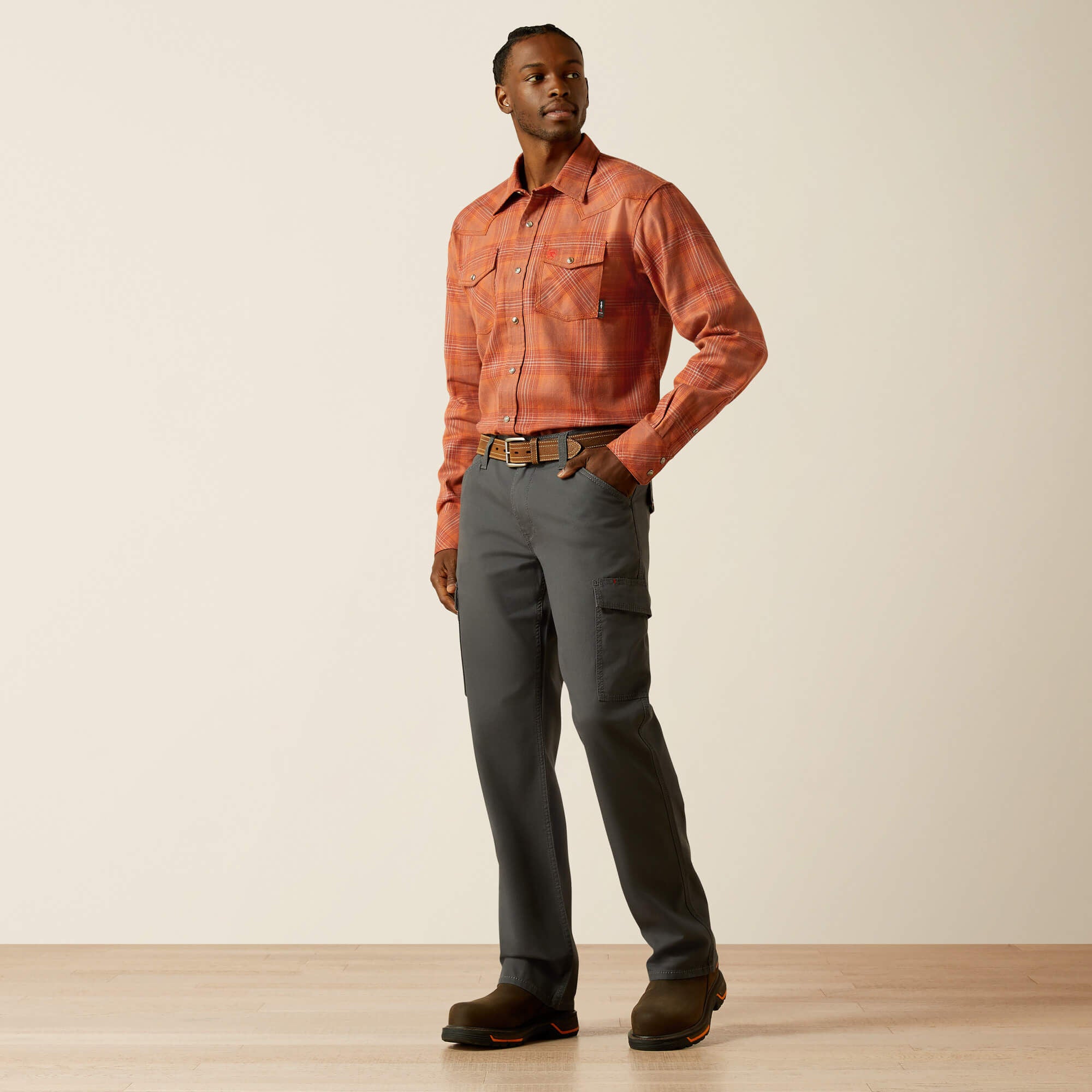 Men FR Wayne Retro Fit Snap Work Shirt | Ariat Online