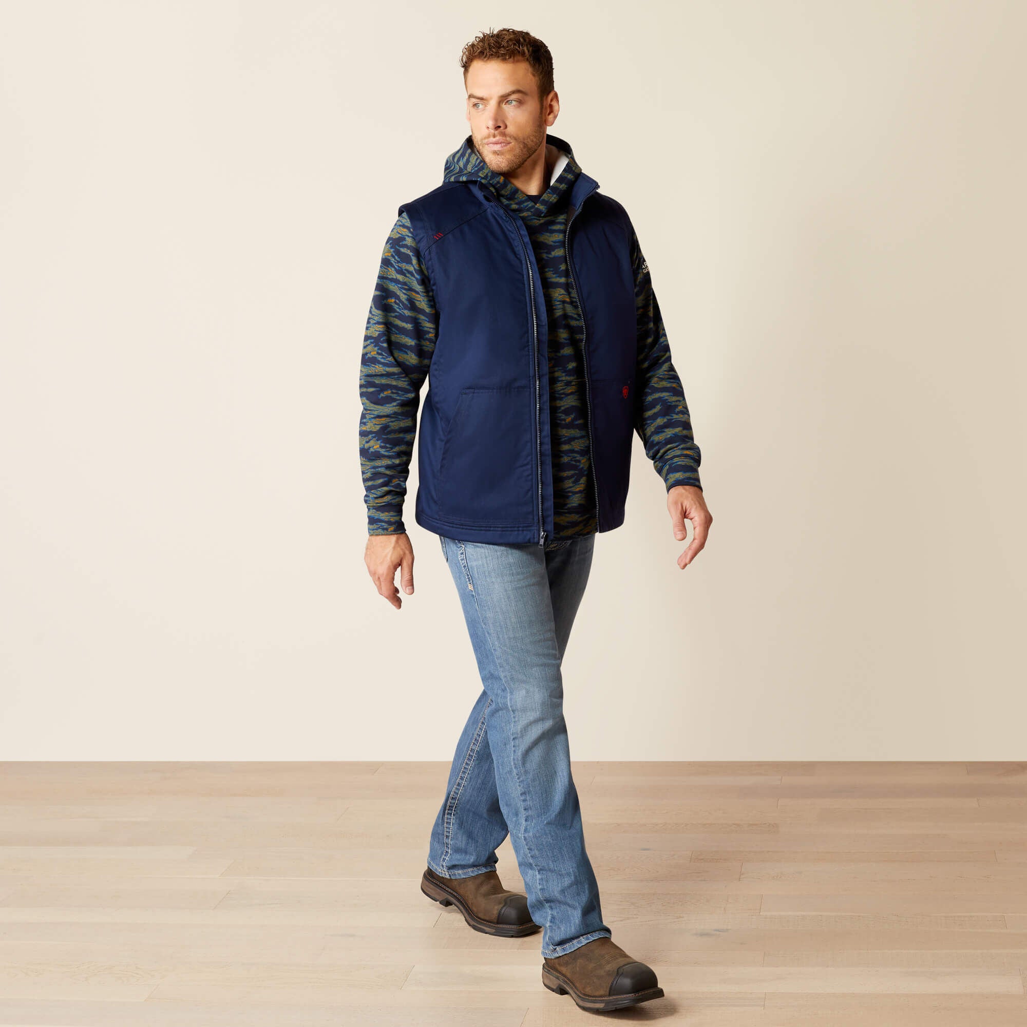 Men FR Basic Insulated Vest | Ariat Discount