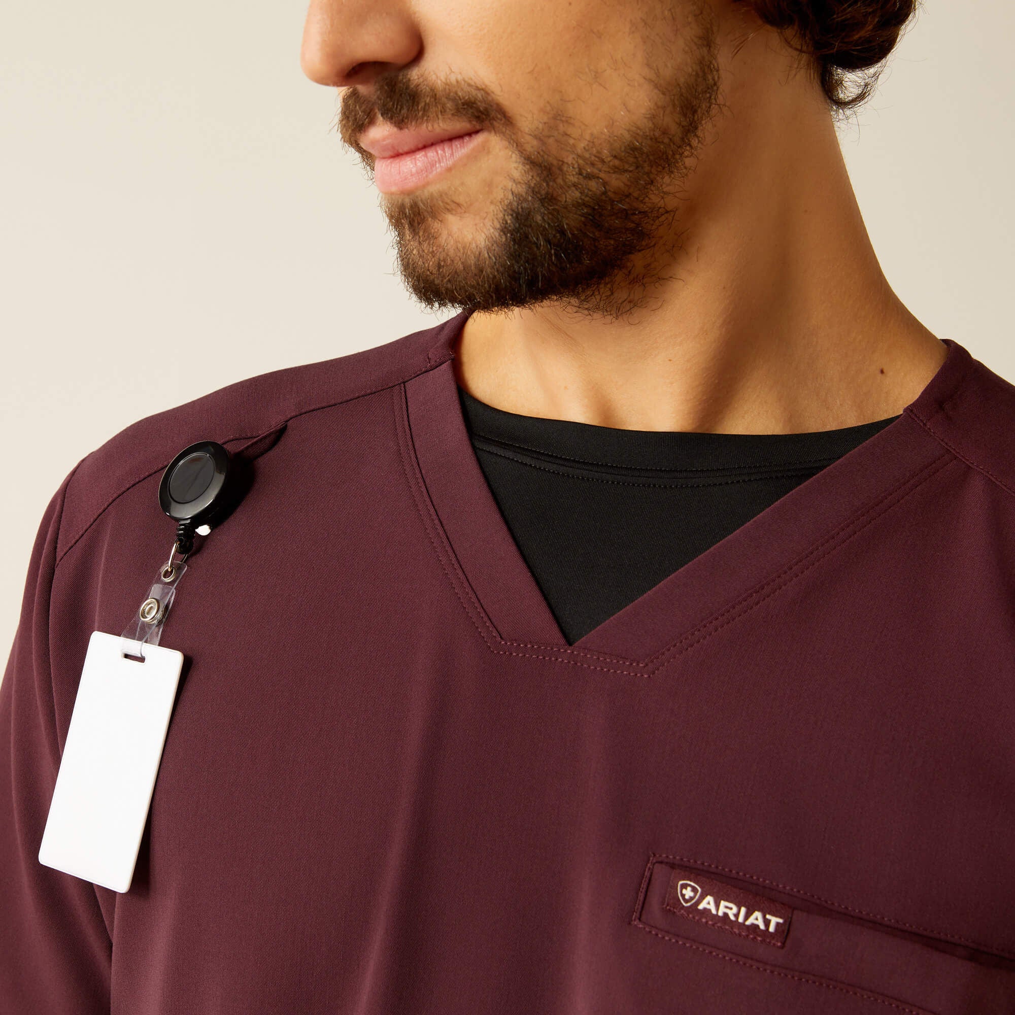 Men Derham 6 Pocket Scrub Top | Ariat Online