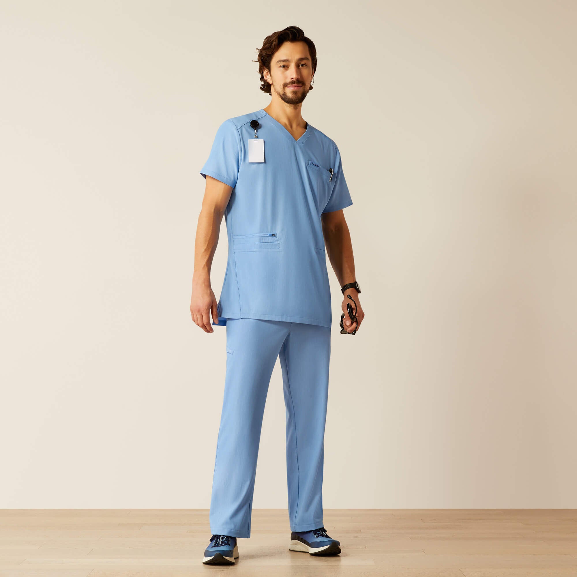 Men Derham 6 Pocket Scrub Top | Ariat Outlet