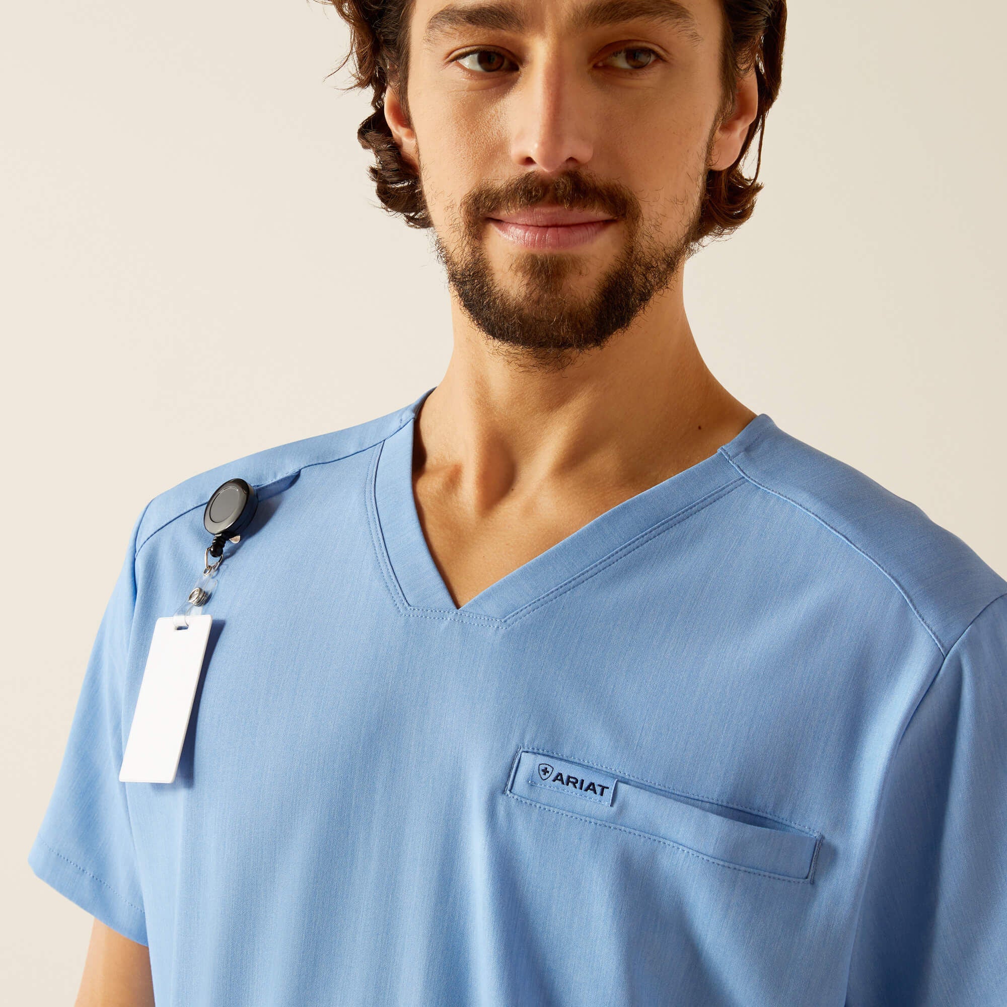 Men Derham 6 Pocket Scrub Top | Ariat Outlet