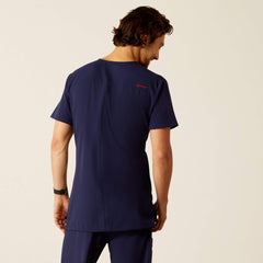 Men Derham 6 Pocket Scrub Top | Ariat us