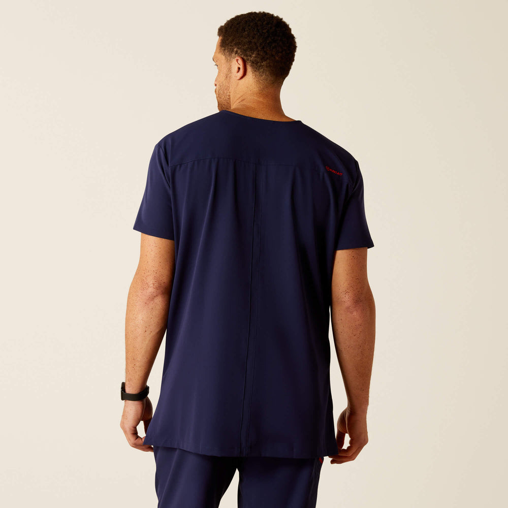 Men Derham 6 Pocket Scrub Top | Ariat us