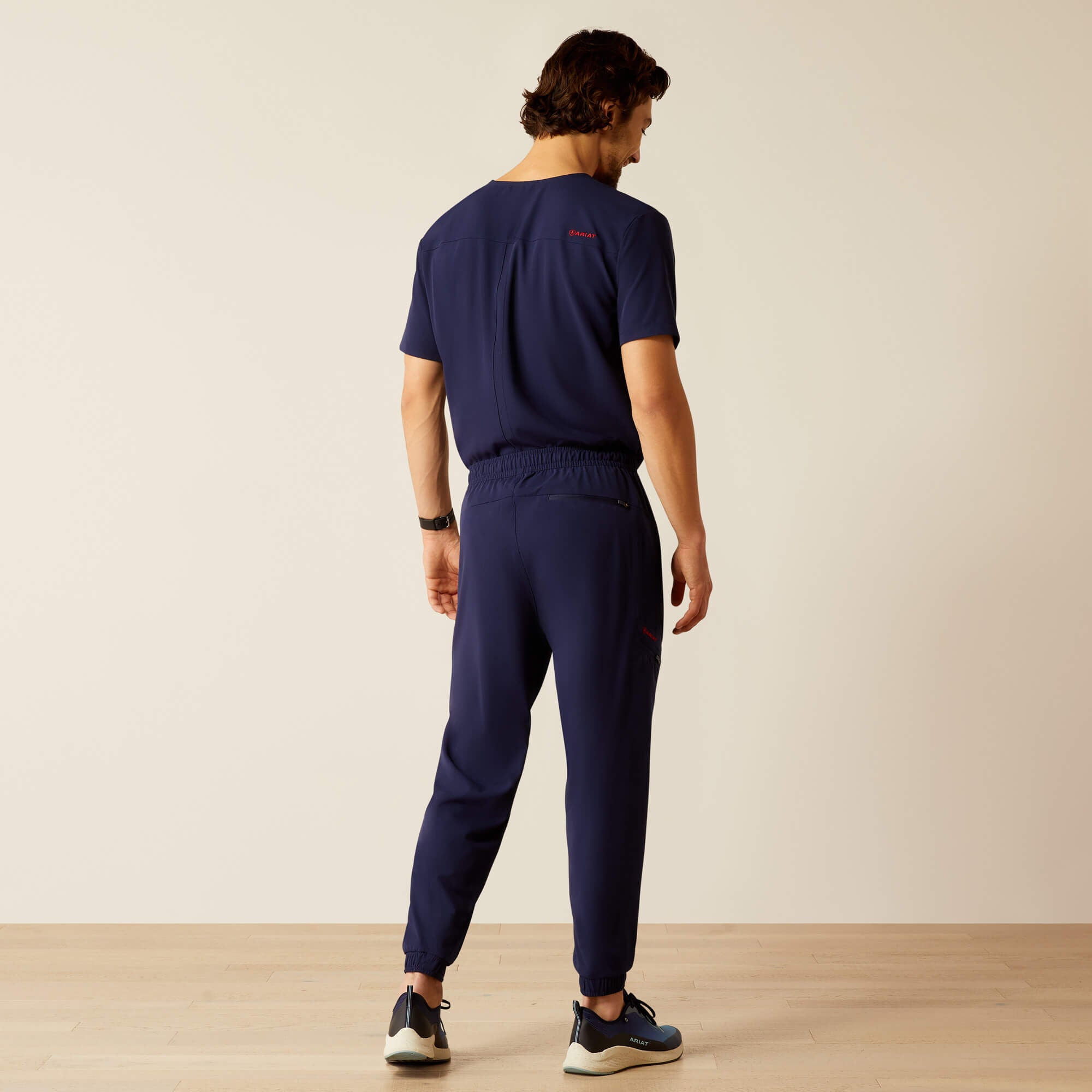 Men Drew Cargo Stretch Jogger Scrub Pant | Ariat Outlet