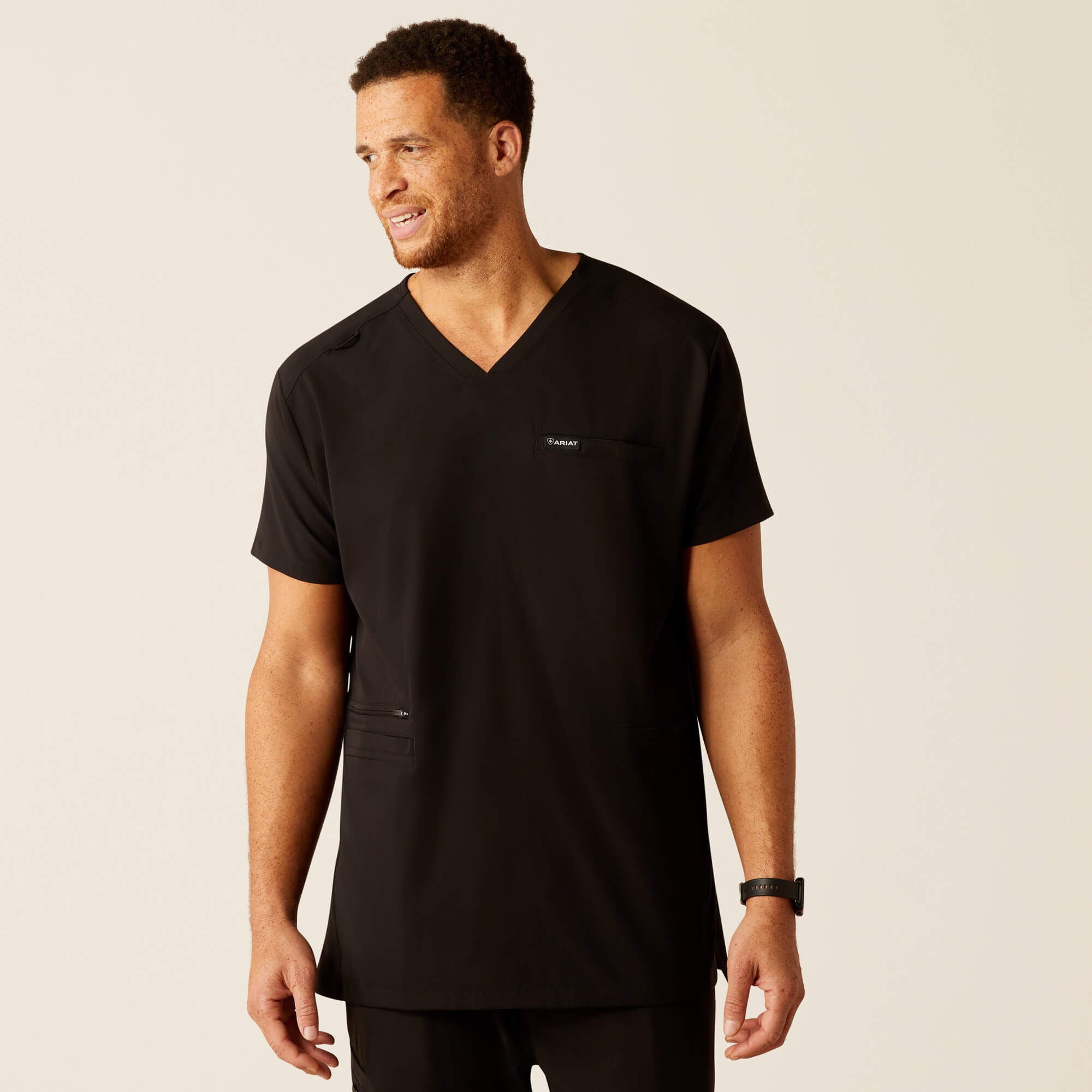 Men Derham 6 Pocket Scrub Top | Ariat