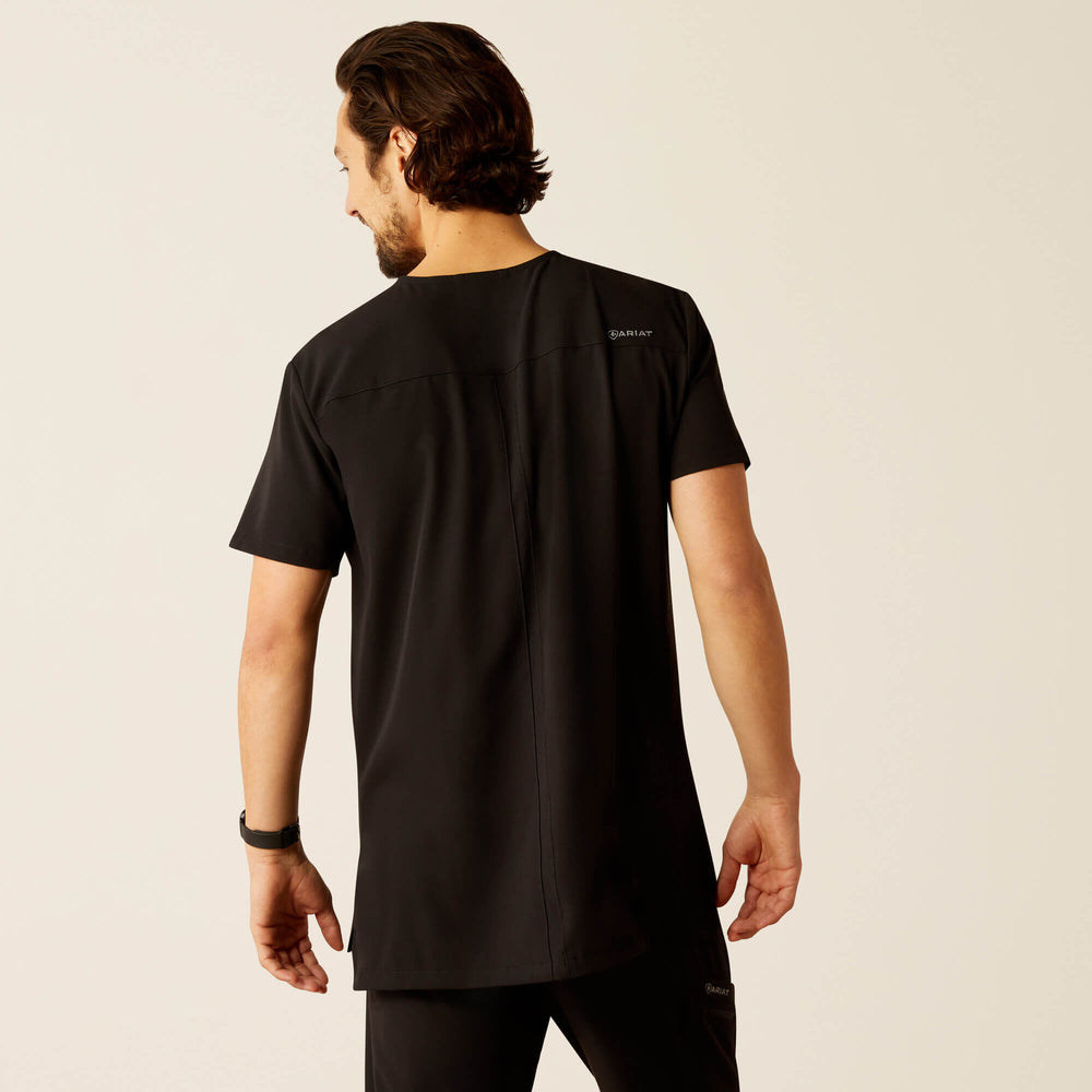 Men Derham 6 Pocket Scrub Top | Ariat