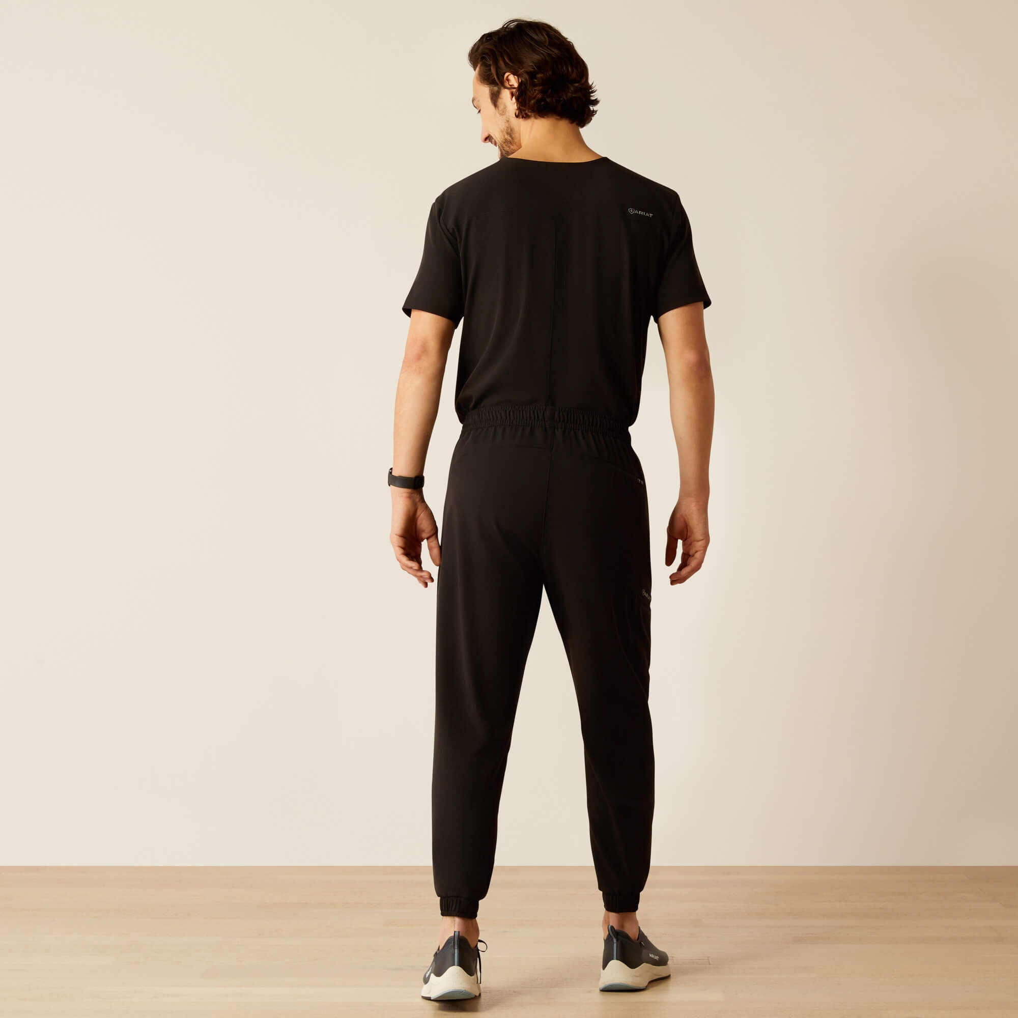 Men Drew Cargo Stretch Jogger Scrub Pant | Ariat us