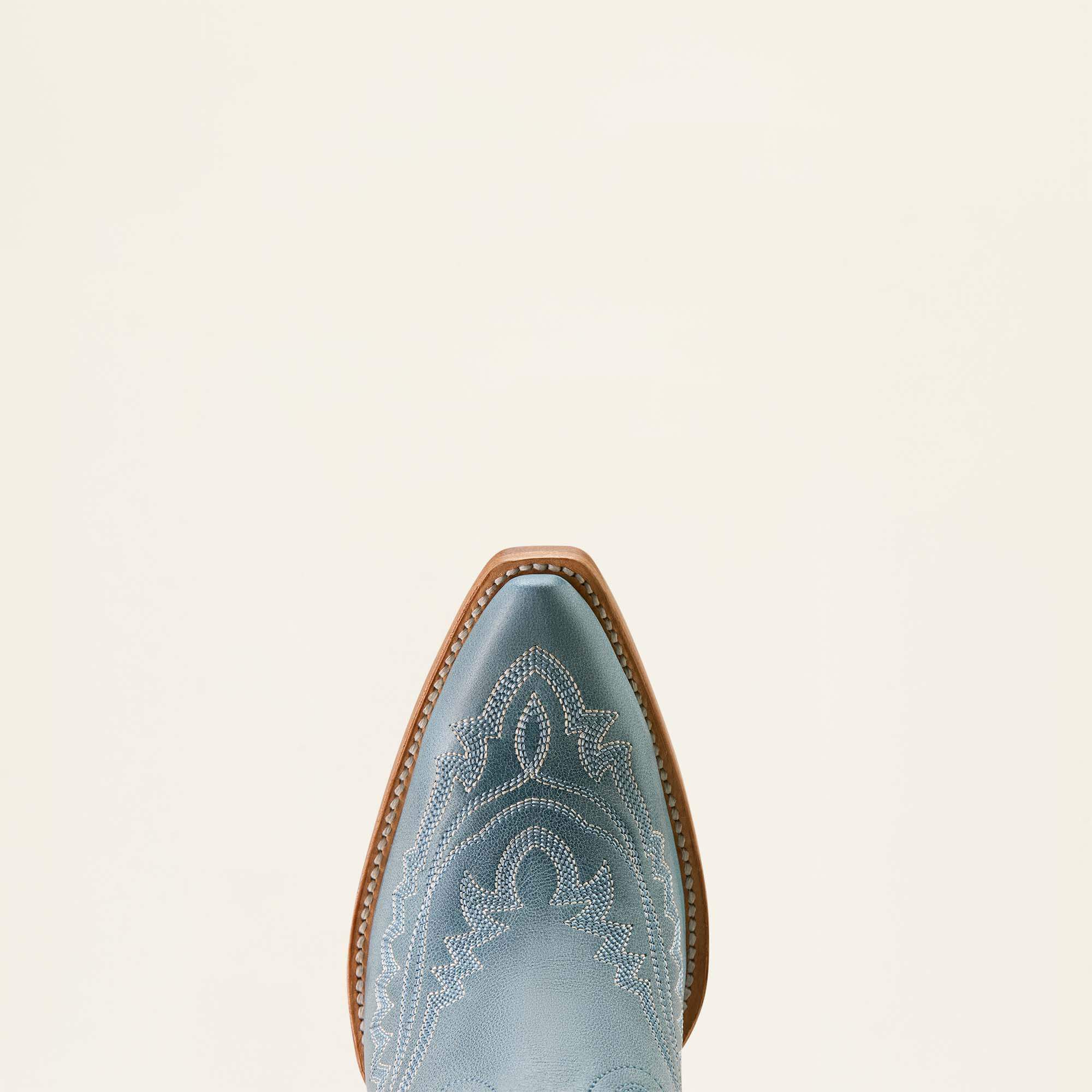 Women|Trends Casanova X Toe Western Boot | Ariat near me