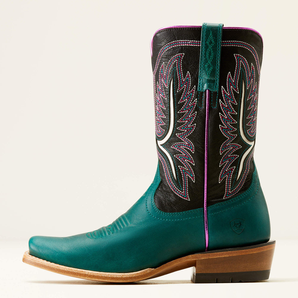 Women Futurity Colt Narrow Cutter Toe Western Boot | Ariat on sale
