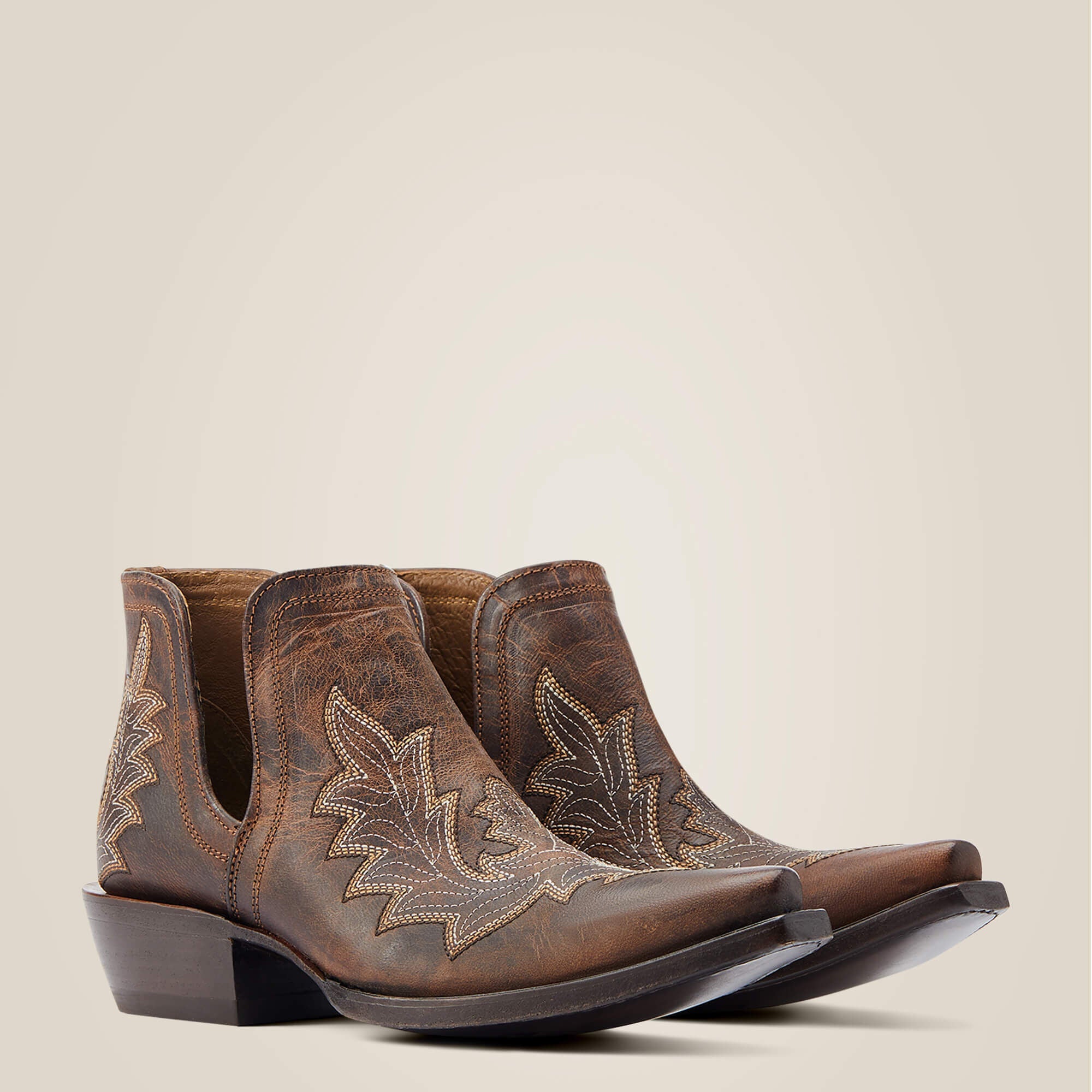 Women Dixon Low Heel Western Boot | Ariat