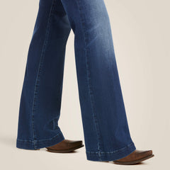 Women|Trends Trouser Mid Rise Stretch Kelsea Wide Leg Jean | Ariat us